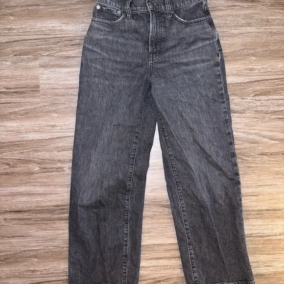 Madewell Perfect Vintage High-Rise Crop Jeans - Picture 3 of 5